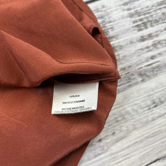 Eileen Fisher Shirt Womens Small Red Salmon 100% Silk Popover Blouse Long Sleeve - Picture 6 of 9